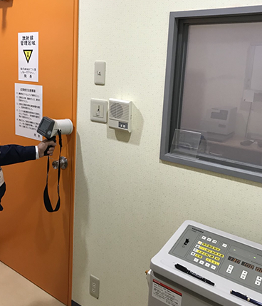 エックス線漏洩線量測定もお任せください。ホーユウでは、エックス線診療室の管理区域放射線漏えい線量測定業務を行っております。